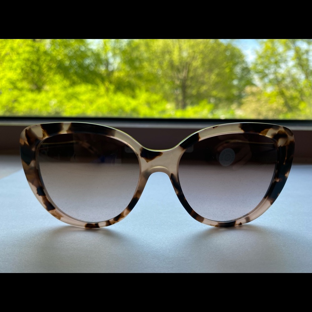 COACH women’s sunglasses - BRAND NEW